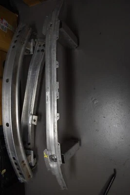 BMW 540I 2017-2021 BARRA DE REFUERZO DELANTERA OEM de fábrica Foto 1 de 4