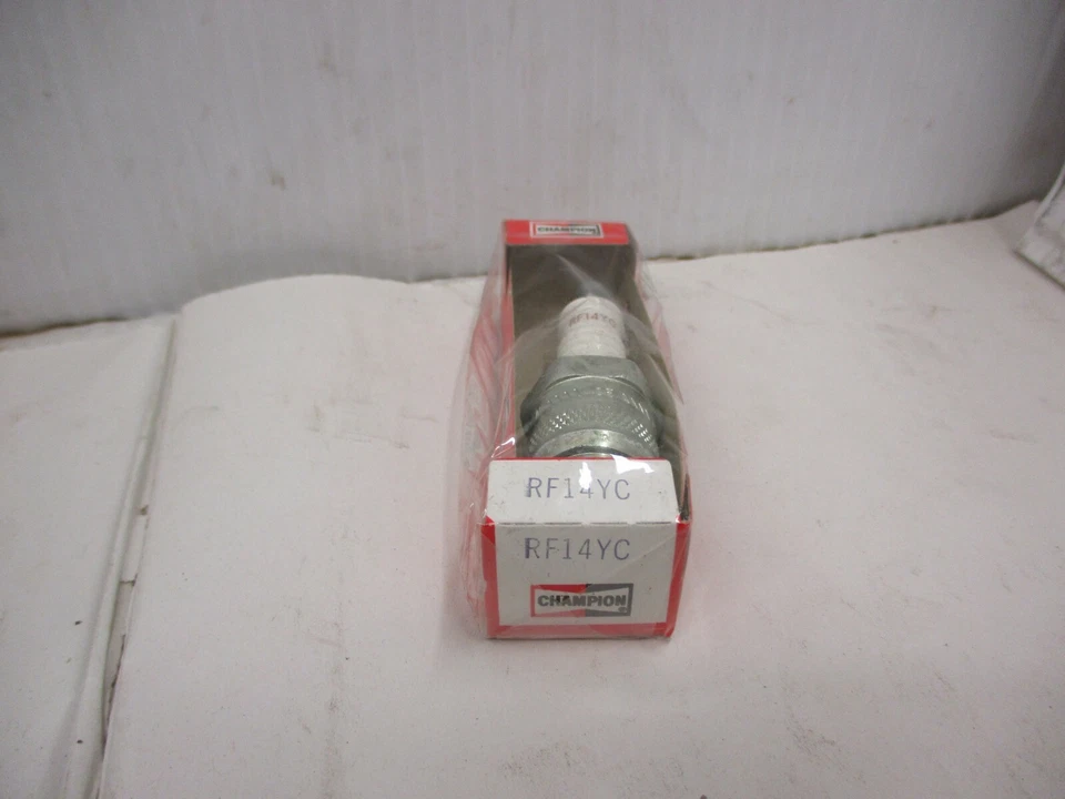 Resistor Copper Spark Plug Champion 21 - Image 1 of 1