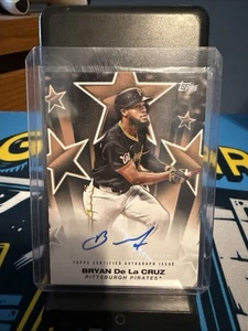 2025 Topps Series 1 - Bryan De La Cruz - Gold Stars Auto #/50 Pirates - Picture 1 of 2