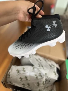 Under Armour Herren Spotlight Lux Fußballschuhe Herren 9,5 - Bild 1 von 4