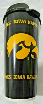 NCAA Iowa Hawkeyes 32 fl. oz. Vaso de viaje de plástico con tapa Foto 1 de 4