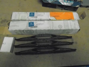 GENUINE MERCEDES Bosch Front WIPER BLADES X 2 A0008244726 280mm NEW! FAST POST - Picture 1 of 1