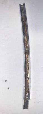 Ventana delantera izquierda cromo canal apagado Mercedes Benz 280SE 1968 W108 / W109 -T2– Foto 1 de 4