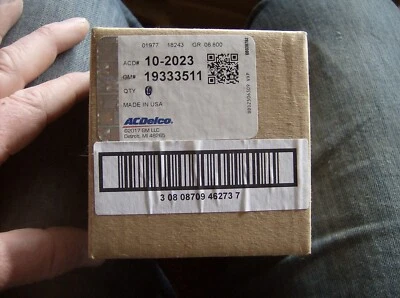 LOTE DE 6 TUBOS GENUINO GM ACDELCO 19333511 ARMARIO ROSCA AZUL MEDIANO 0,2 OZ Foto 1 de 3