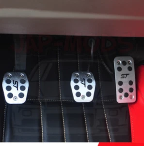 Pedales negros Ford ST Fiesta / Focus 2 Focus 3 Kuga Escape ST 2007-2016 *Reino Unido* - Imagen 1 de 2