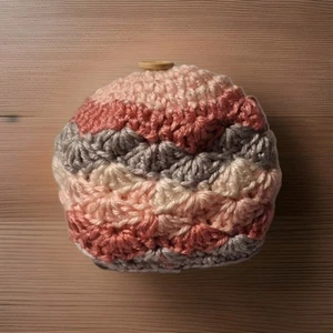 Crocheted Handmade Soft Scalloped Baby Hat - 3-6 Months - Pixie Stripe - NWOT - Picture 1 of 7