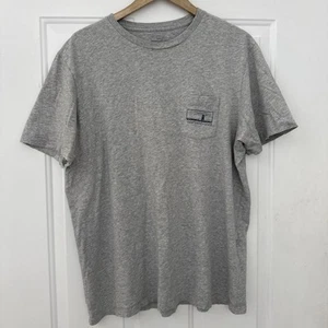 Vineyard Vines Men's Gray Heather Lighthouse Pocket T-Shirt - Size L - Picture 1 of 4