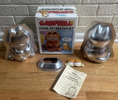 Juego de sartenes 3D vintage 1978 Wilton Garfield Stand Up Cake, faltan clips Foto 1 de 4