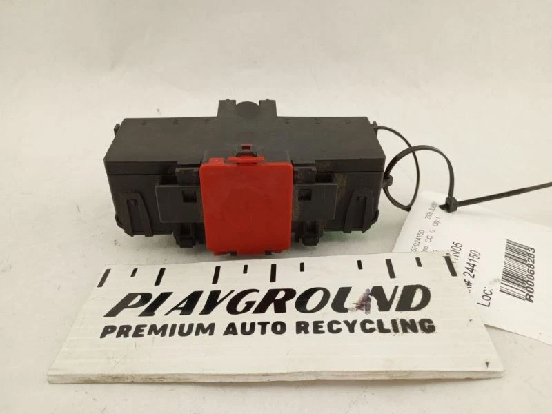 Mercedes Benz SLK 280 350 R171 аккумулятор терминал компьютер предохранитель модуль подходит 05-11 - Изображение 1 из 4