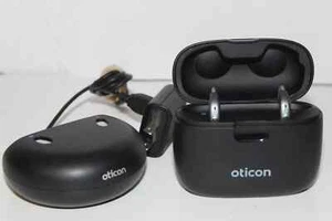 Oticon Real 1 Hearing Aid Set w/ Powerbank and C-1A Base - Picture 1 of 10