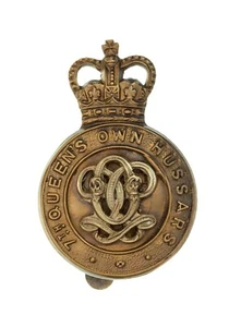 Corona de la Reina 7ª Reina Propios Húsares Gorra Insignia Bi Metal - Imagen 1 de 1