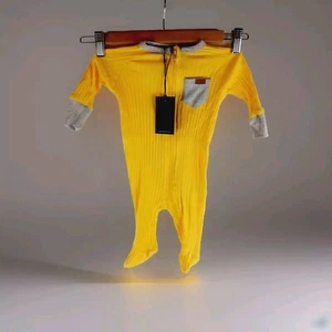 New 7 For All Mankind Baby Boy Girl Footed Pajamas Clothes 0-3 Months Unisex - Picture 1 of 5