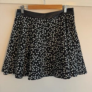 LIMITED COLLECTION Black Geometric SIZE 12 UK Mini Lined Flare Skirt - Picture 1 of 6