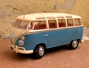 VW Volkswagen T1 Samba sterzabile 1/43 transporter bulli minibus camper boxed - Foto 1 di 3