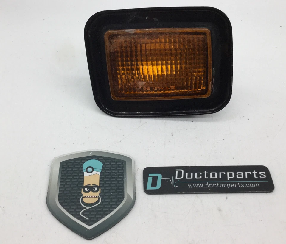 03 - 09 HUMMER H2 INDICADOR DERECHO ENTRENADORES LUZ SEÑAL USADO OEM PARK/GIRE  Foto 1 de 4