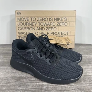 Nike Tanjun Women’s Triple Black Size 6.5 DJ6257-002 Brand New with Box - Picture 1 of 7