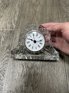 Quartz Cuchulainn Crystal Ireland Desktop Clock - H 10cm x L 15cm *Not Tested* - Picture 1 of 4