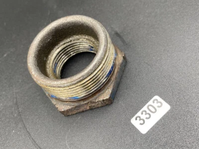 Forged Steel Pipe Bushing 2-1/2" MNPTx 1-1/2" FNPT - Image 1 of 4