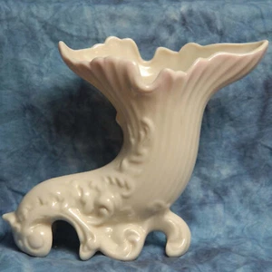 5” Belleek Off White Cornucopia Spill Vase 3rd green Mark with Pink Accents - Picture 1 of 4