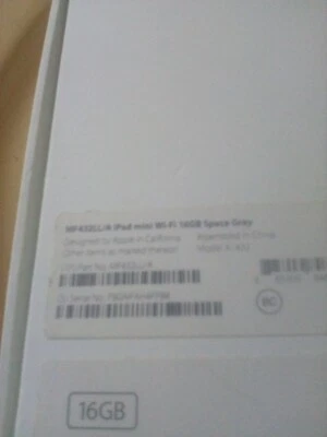 Tablet Apple Ipad mini 2 16gb wifi, funda bluetooth y cargador gris espacial Foto 1 de 4