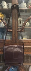 Kenneth Cole Flapover Marrón Bandolera Tableta, Bandolera - Imagen 1 de 18