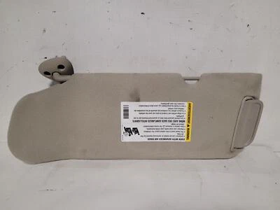 Parasol derecho usado se adapta a: Chevrolet Silverado 1500 2003 camioneta R. sin pre infantil Foto 1 de 4