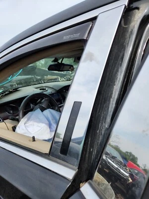 BUENO 11-2019 Ford Taurus exterior puerta del conductor entrada sin llave pilar moldura moldura Foto 1 de 4