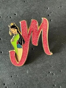 Prinzessin Mulan Buchstabe M Initiale Glitzer Disney Pin - Bild 1 von 2