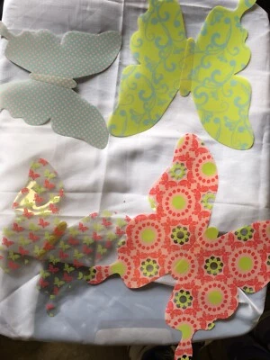 AVON Set of 4 Three dimensional Wall Butterflies Colorful Plastic Decoration Art - Image 1 of 4