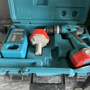 Makita 8281d - Picture 1 of 14