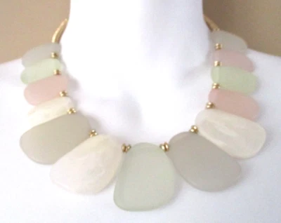 Ann Taylor LOFT Colar Feminino Pedra Plana Pastel Babador Ventilador Novo com etiquetas 49,50 - Imagem 1 de 4