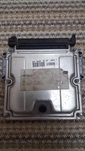 PEUGEOT 406 HDI ENGINE ECU BOSCH 0 281 010 361 - Picture 1 of 3