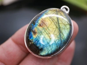 GJ69 GW LABRADORIT 35x28mm OVAL *SUPERFEUER*  ANHÄNGER +*TOP* +KETTE / LEDER! - Bild 1 von 4