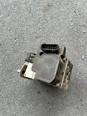 2000 2001 2002 Mercedes Benz ABS ESP W210 W208 CLK320 E320 CLK55 CLK430 E55 E430 - Image 1 of 4