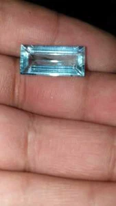 Extremly Rare and Natural 6.53 carats Beaguttes 18.40x8.50x5.28mm Aquamarine - Picture 1 of 5