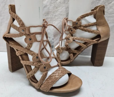 NWT Merona Womens 9.5 Beige Strappy Pumps Chunky 4" Heel Shoes Zip Sandals - Image 1 of 4