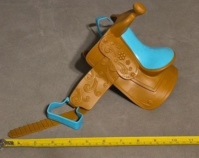 My Life Caballo Palomino Marrón Posable Muñeca Azul Plástico Suave Sillín Solo Foto 1 de 4