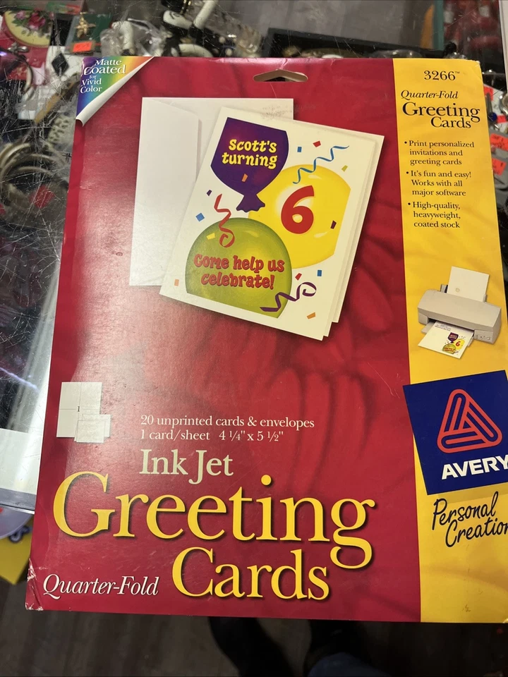 Avery Quarter-Fold Card 4-1/4"x5-1/2" 20 Cards/Env White 03266