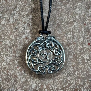 Zwillingsdrachen & Pentakel Keltischer Knoten Zinn Anhänger Heidnisch Wicca Neu Made USA - Bild 1 von 2