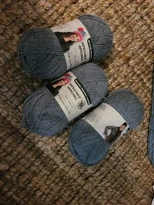 3 Skeins Loops and Threads Impeccable Yarn True Gray All New Same Lot# - Picture 1 of 6