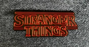 Pin Stranger Things para mochila, ropa o cualquier lugar - Imagen 1 de 2