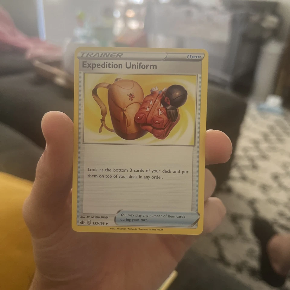 Expedition Uniform 137/198 Swsh06: Sword & Shield - Chilling Reign Regular - Image 1 of 1