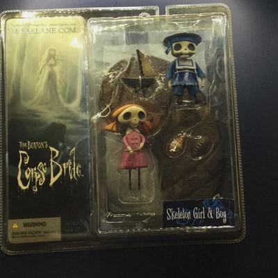 TIM BURTON'S CORPSE BRIDE FIGURE, SKELETON GIRL AND BOY, MCFARLANE 2005 SERIES I - Image 1 of 3