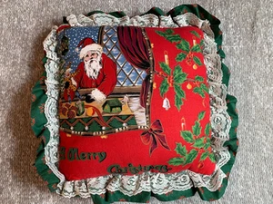 Vintage Quilted Christmas Pillow Case w/White Lace Santa Toy Shop - Picture 1 of 14