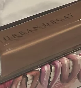 💠URBAN DECAY RUNYON Vice Plumping Shine Lip Balm Beige Nude Gloss FREE SHIP - Picture 1 of 4