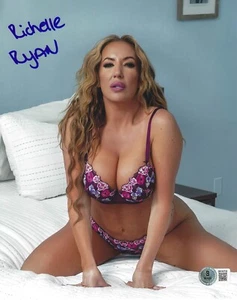 Hot Sexy Richelle Ryan Signed 8x10 Photo Adult Star Authentic Autograph Beckett - Picture 1 of 2