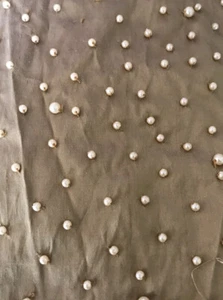 Gold Perlen Perlen 100 % Seide Stoff 54" breit 1 Yard - Bild 1 von 3