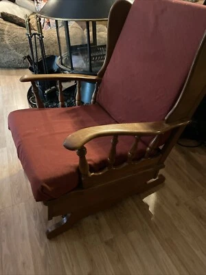 Cojines de balancín/mecedora de plataforma colonial de arce MCM 1950-60 BAUMRITTER Foto 1 de 4