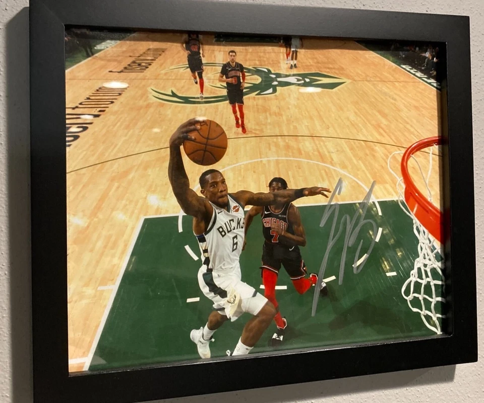 ERIC BLEDSOE FIRMADO 8X10 | MILWAUKEE BUCKS Foto 1 de 1