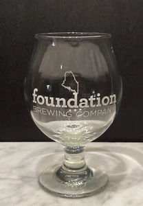 Foundation Brewing Co. Portland, Maine Bier Tulpenglas - Bild 1 von 8
